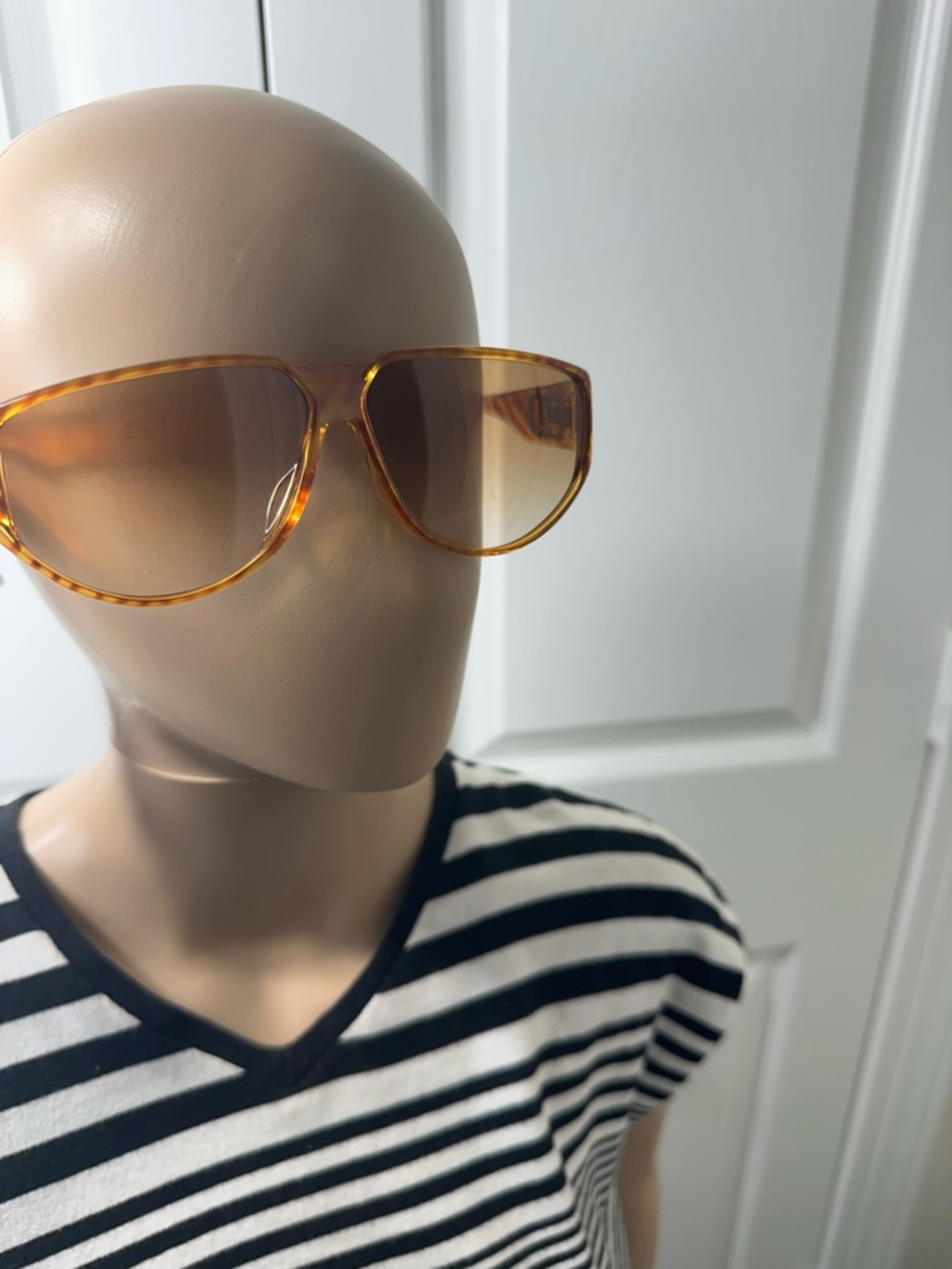Dior Sunglasses - Picture 10 of 10